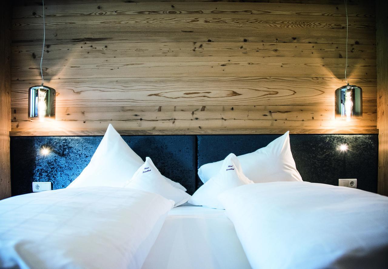 Hotel Kronblick Кьенес Экстерьер фото